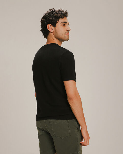 Playera Estructurada Negra